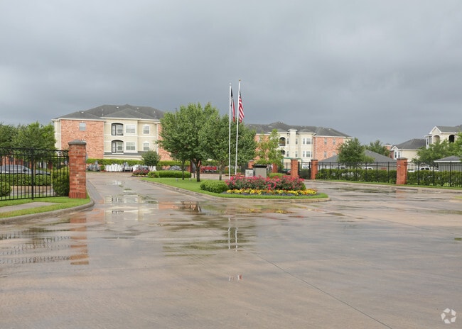 Building Photo - Reserve at Tranquility Lake