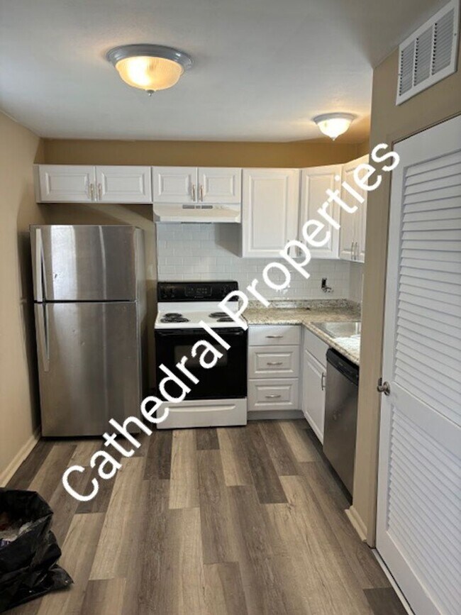 Foto del edificio - 106 Lee Drive