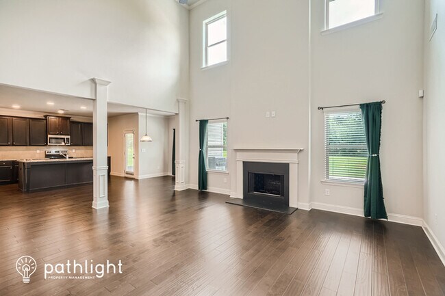Building Photo - 305 Hampton Court, Covington, GA, 30016