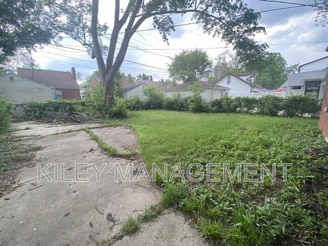 Building Photo - 18429 Harlow Avenue
