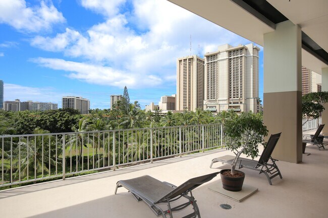 Foto del edificio - 1920 Ala Moana Blvd
