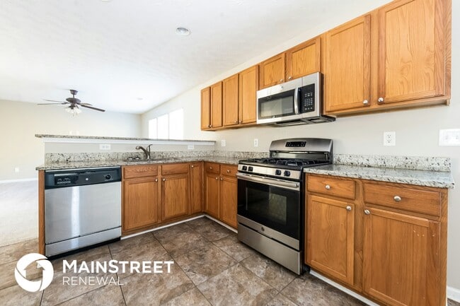 Building Photo - 5590 Sable Bay Point