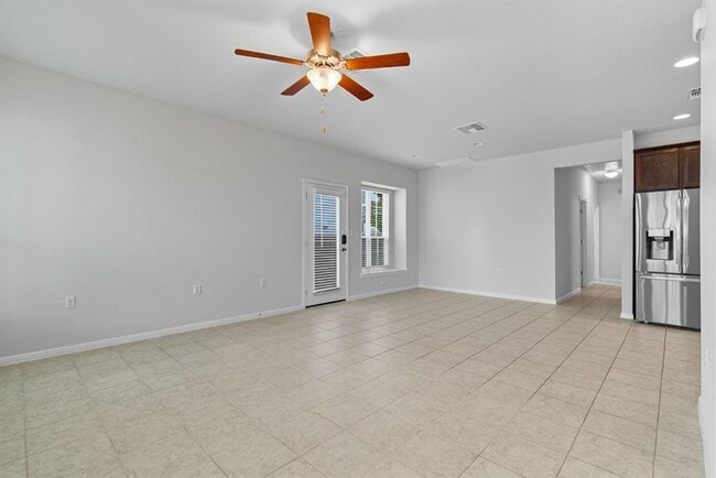 Building Photo - 17200 Adoro Dr