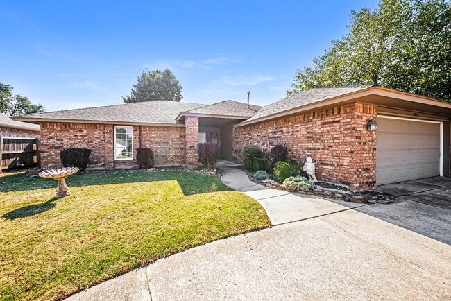 Building Photo - 8117 Turtle Dove Dr
