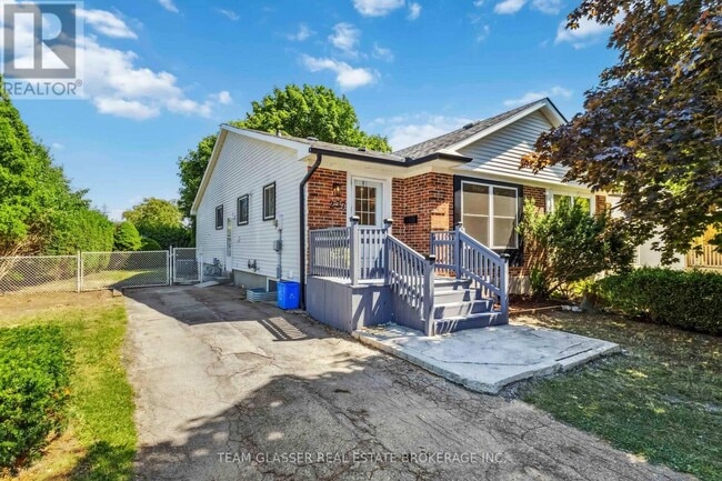 Photo du bâtiment - 237 Banbury Rd