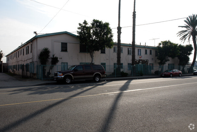 Building Photo - 10600 S. Inglewood Blvd.