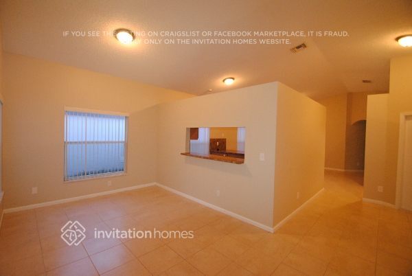 Foto del edificio - 10890 NW 46th Dr