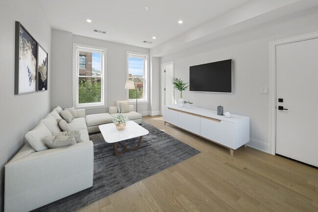 Foto del edificio - 1241 N Bosworth Ave