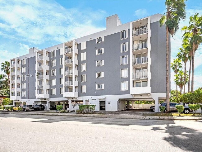 Building Photo - 1010 NW 11th St