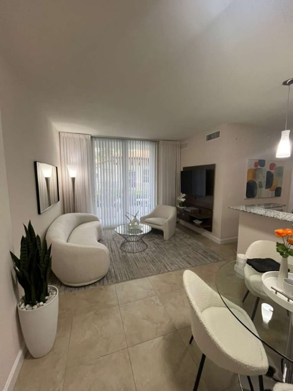 Foto del edificio - 79 ave 53st Ave