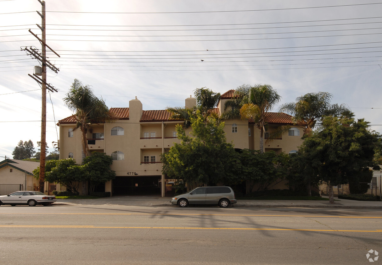 Building Photo - 4770 York Blvd