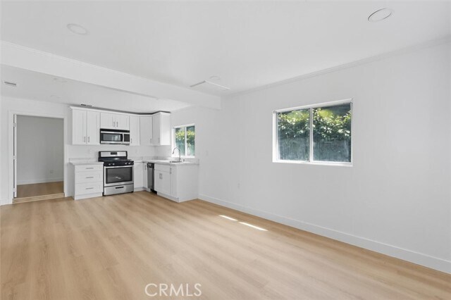 Building Photo - 414 N Gertruda Ave