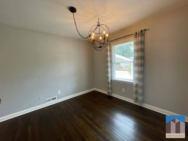 Foto del edificio - 796 Timberland St SE