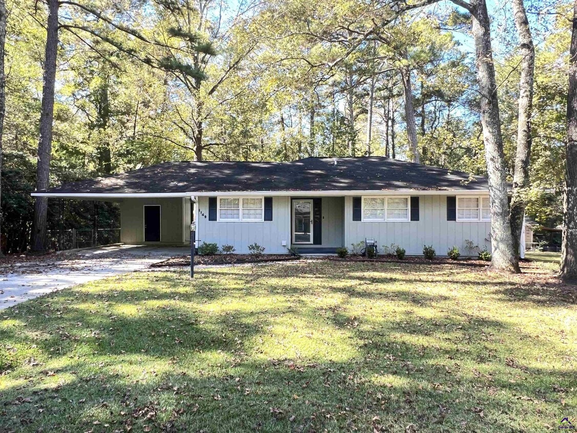 Primary Photo - 1149 Runnymede Ln