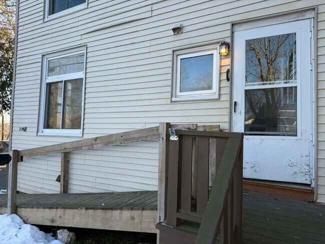 Foto del edificio - 242 Lincoln St