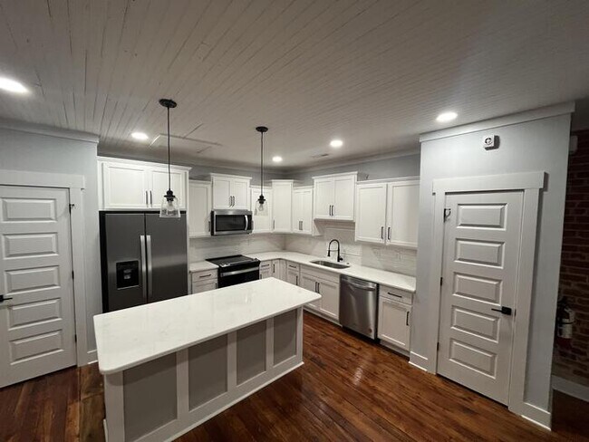 Foto del edificio - 201-B East Main Street, Suite 201