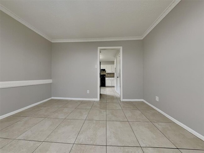 Building Photo - 20202 Laverton Dr