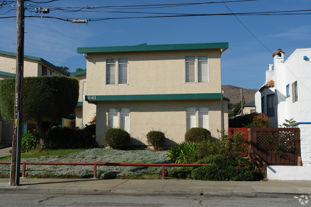 Building Photo - 841 Olive Ave