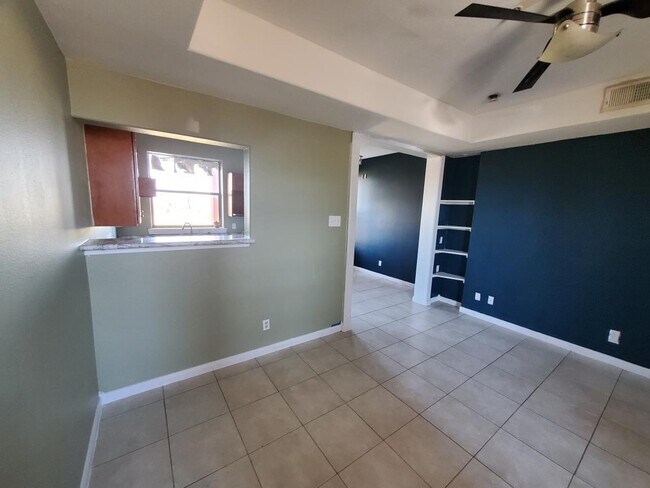 Foto del edificio - 1008 Dicky Ln