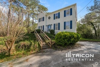 Building Photo - 3230 Spain Rd