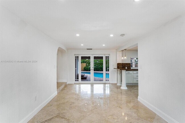 Foto del edificio - 6130 SW 46th St