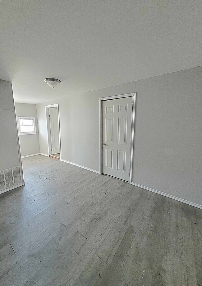 Foto del edificio - 311 N A St