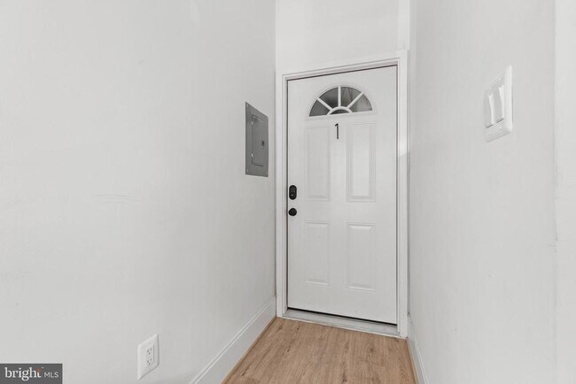 Foto del edificio - 617 Park Rd NW