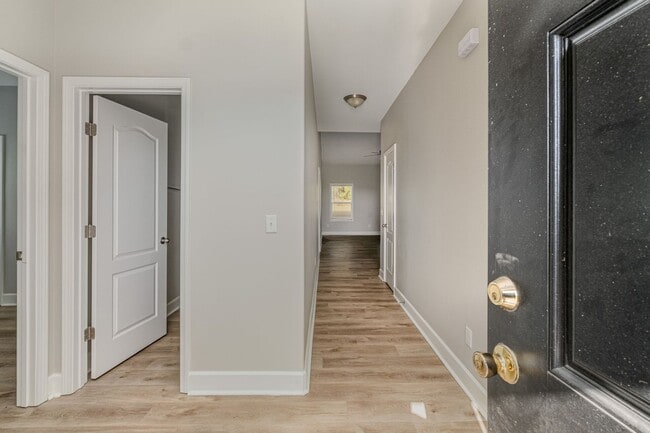 Photo - Beautiful, Like-New 3-Bedroom Home in Bell...