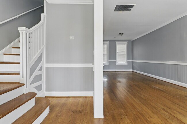 Foto del edificio - 809 Jefferson St NW