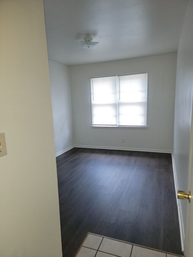 Foto del edificio - 2BR/1BA Updated Home – Vouchers Welcome!