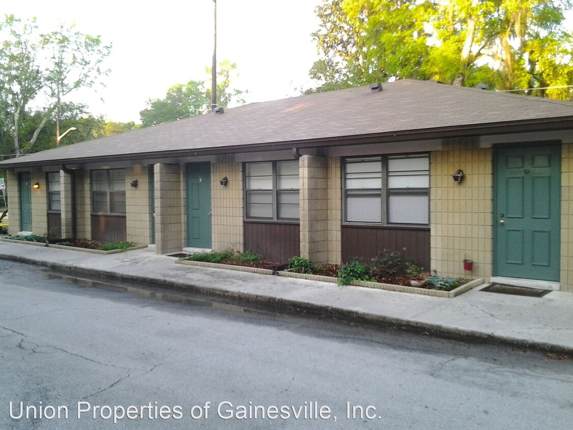 Primary Photo - 1 br, 1 bath Apartment - 4524 NW 23rd Avenue