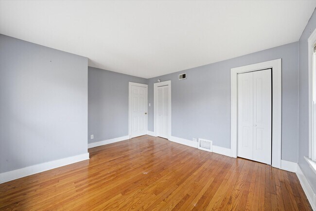 Foto del edificio - 18335 Sherman St