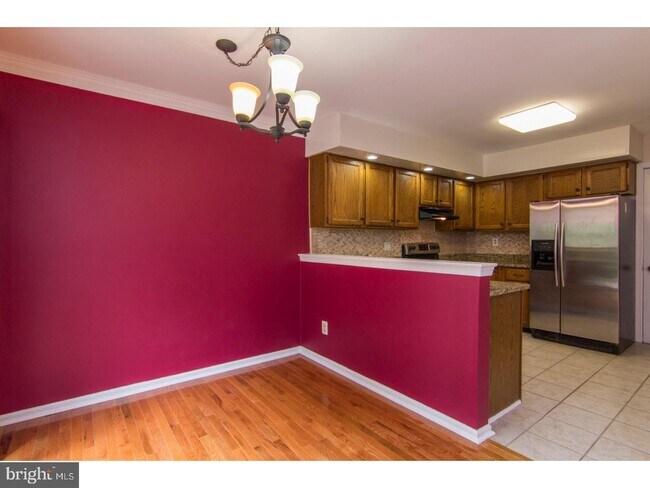 Foto del edificio - 306 Manor Ln