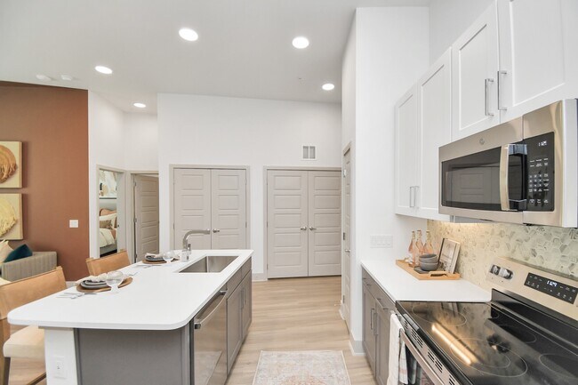 Building Photo - 1617 Enid St