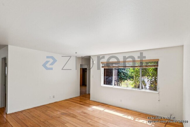 Building Photo - 1039 47th St
