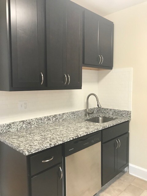 Foto del edificio - 4860 N Hermitage Ave