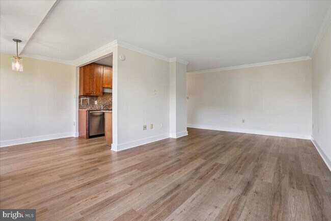Foto del edificio - 4000 Tunlaw Rd NW