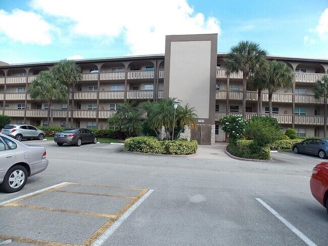 Building Photo - 1701 Andros Isle