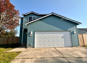 Building Photo - 402 Meadow Ct NW