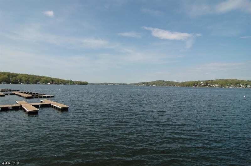 Foto del edificio - 133 Nolans Point Rd