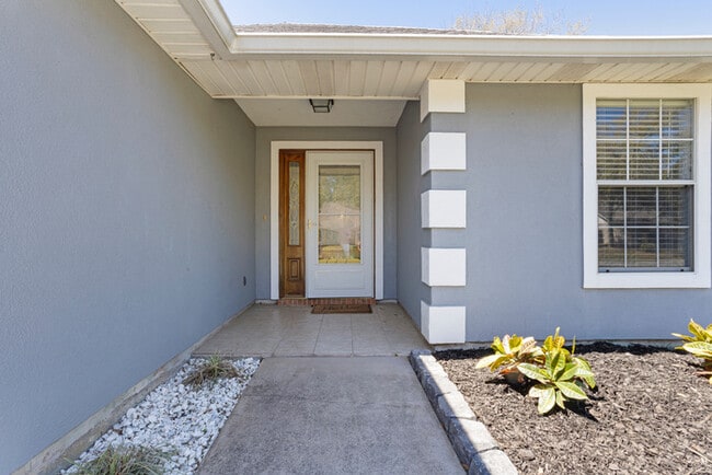 Building Photo - 1517 Porpoise St