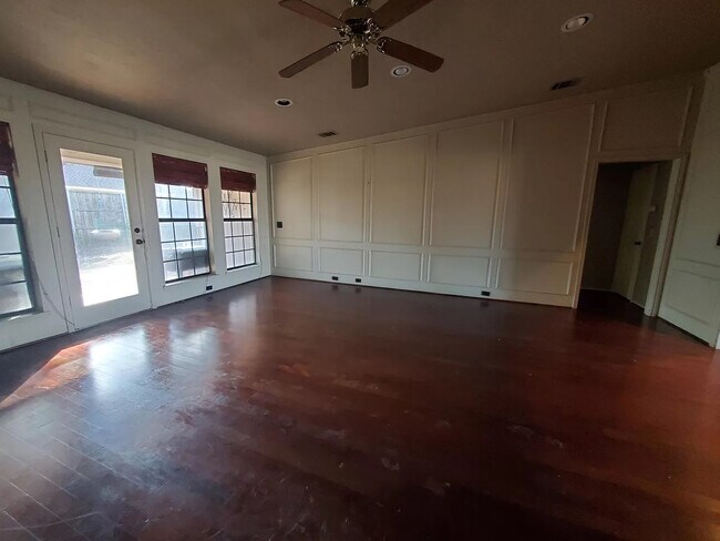 Foto del edificio - 3300 Ashington Ln