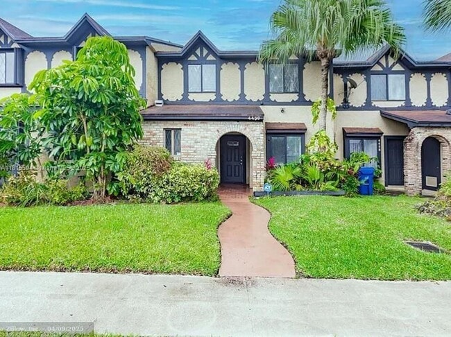 Building Photo - 4430 NW 92nd Way
