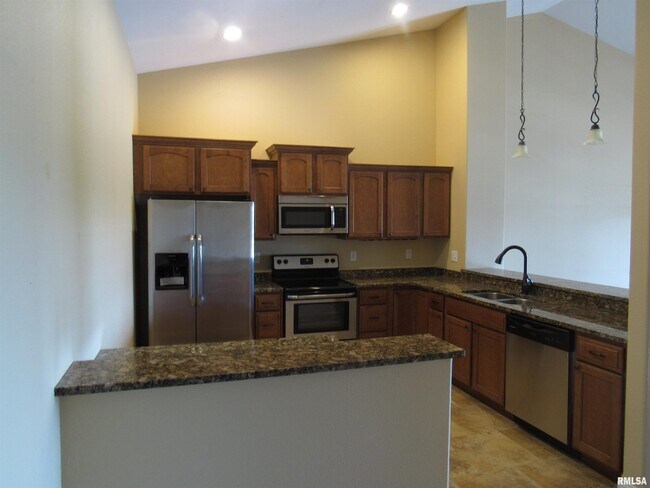 Building Photo - 1007 Mallard Way
