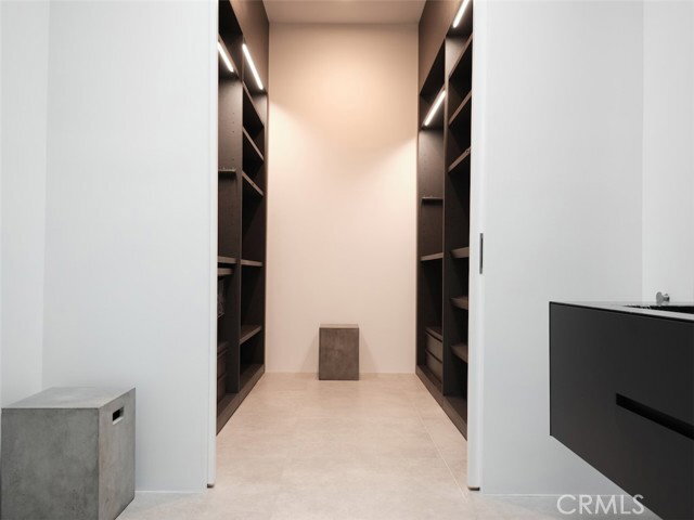 Foto del edificio - 838 Kings Rd