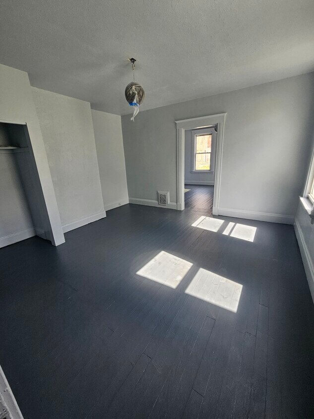 Foto del edificio - 703 Sedam St