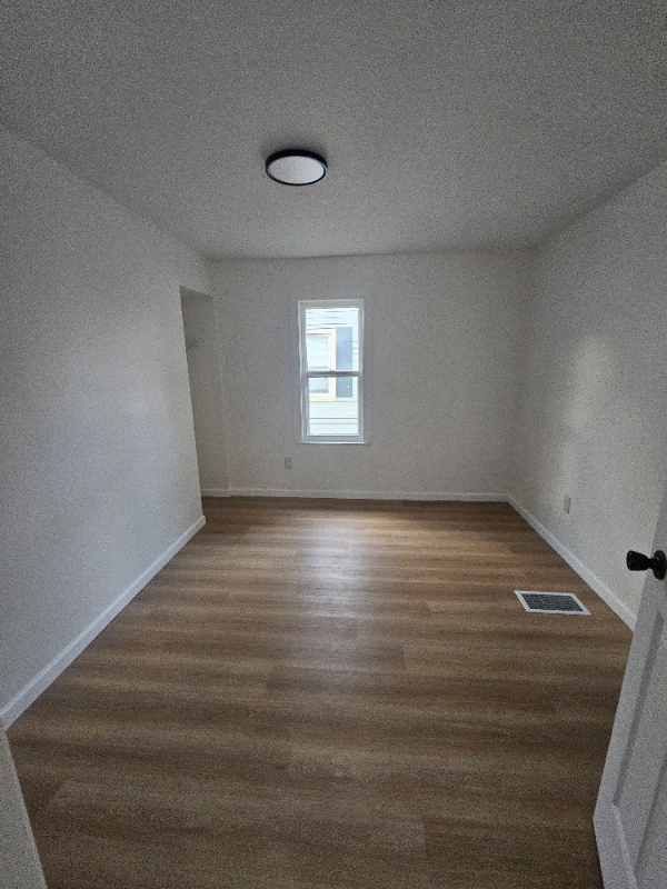 Building Photo - 1210 Mechanic St