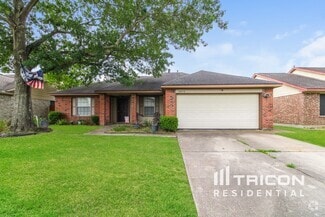 Building Photo - 10910 Linwood Ct