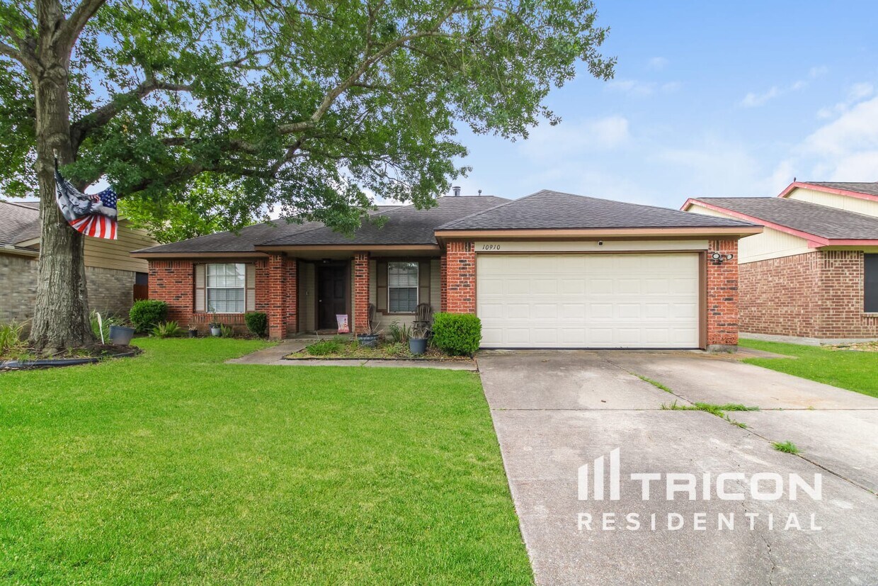Foto principal - 10910 Linwood Ct