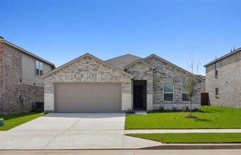 Building Photo - 4425 Benham Dr